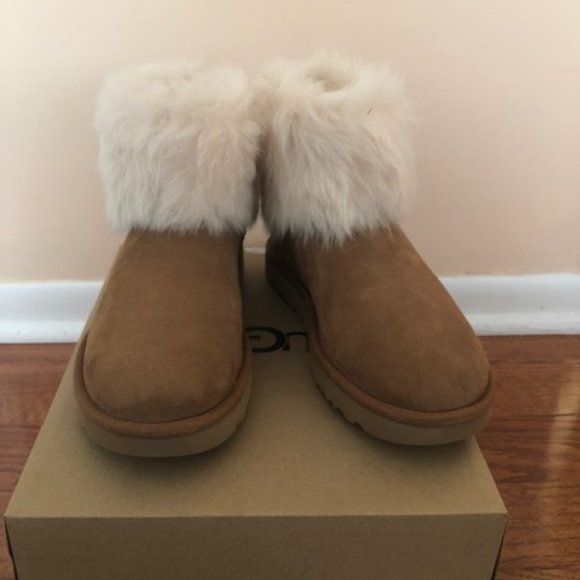 UGG Mini Toscana Cuff shearling Boots. Size: 8 - Picture 3 of 8